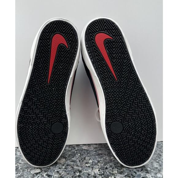 Men’s Size 11.5 - Nike Malor SB Black Gym Red FV6064-003 main image 4